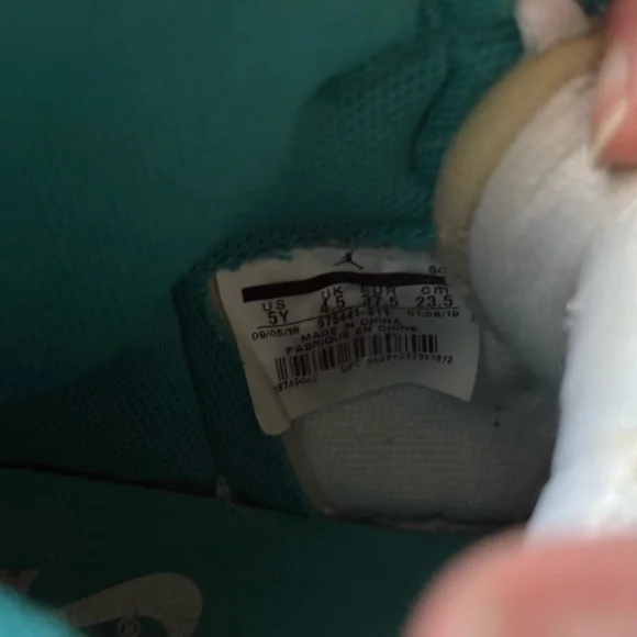 Air Jordan 1 Retro High Turbo Green White Sail Light Smoke Grey NIKE 5Y 5M 6.5W - Picture 8 of 9